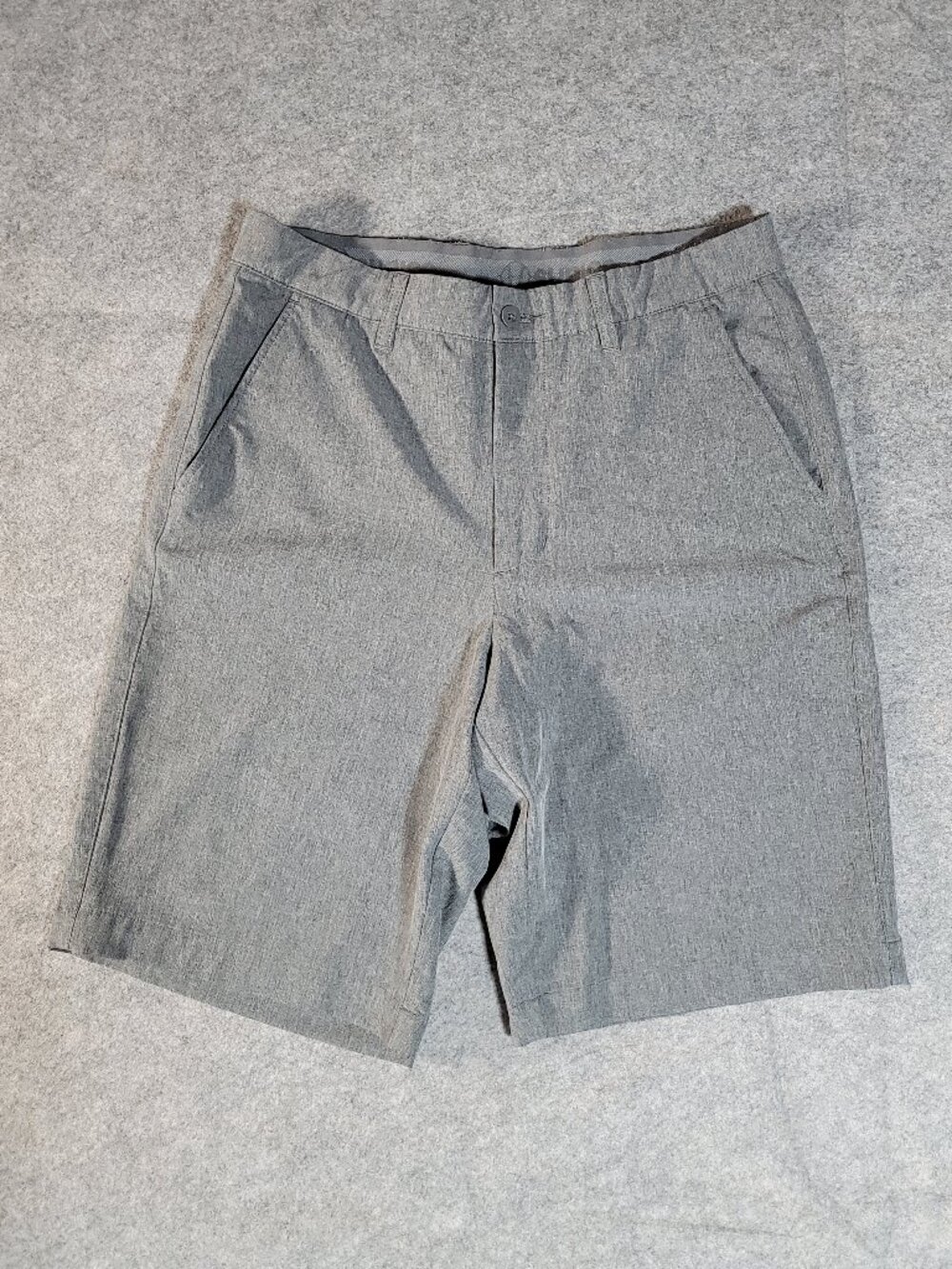 Sunice Mens Grey Stretch Wrinkle Resistant Performance Golf Shorts Size 30